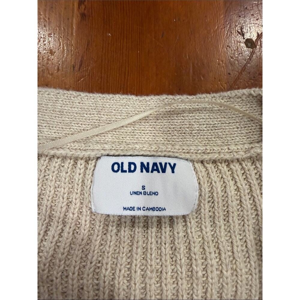 Old Navy Cream Ribbed Button-Down V-Neck Cardigan - Picture 2 of 3